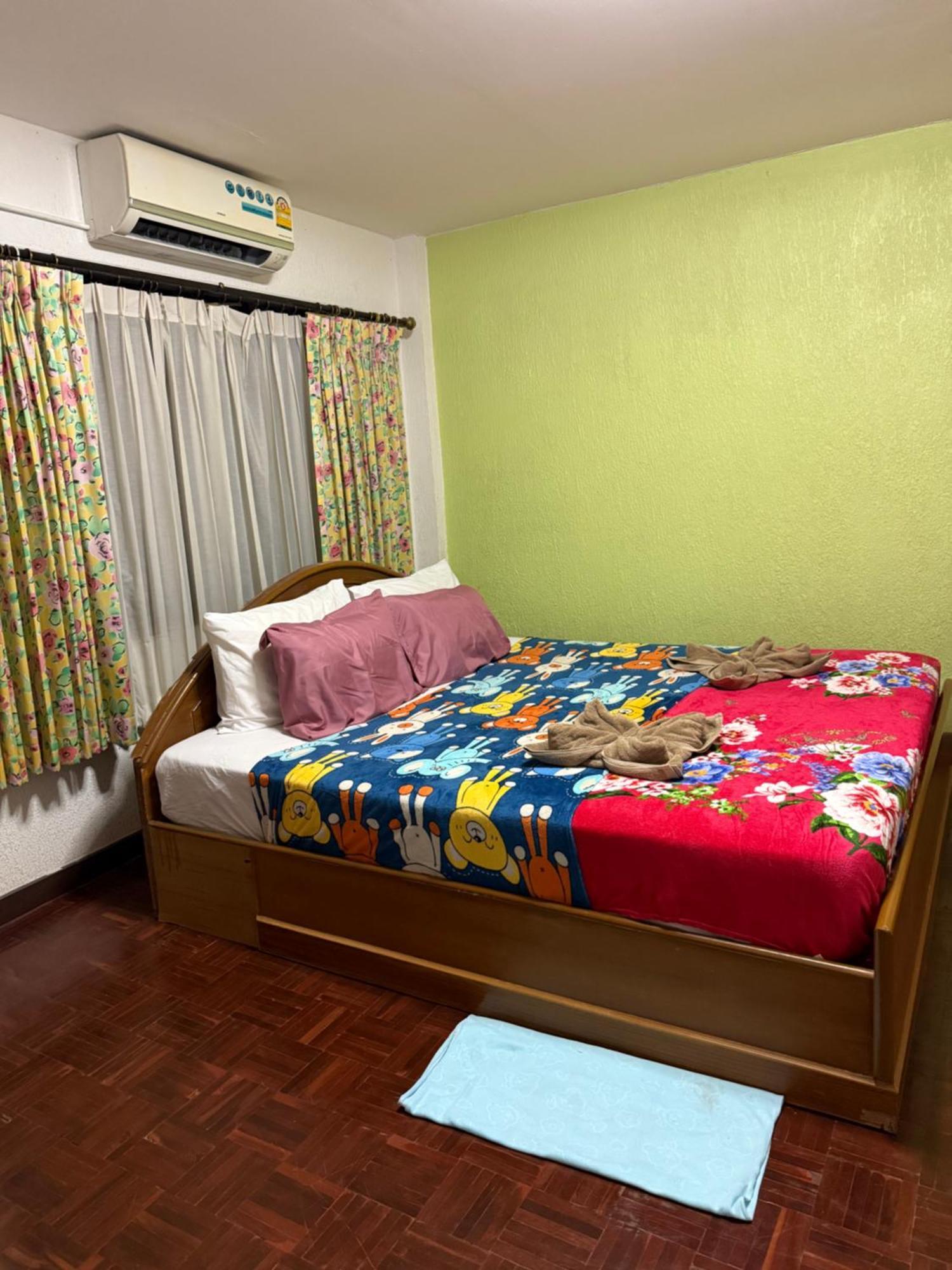 Dikachaya Hostel пляж Чавенг Екстер'єр фото
